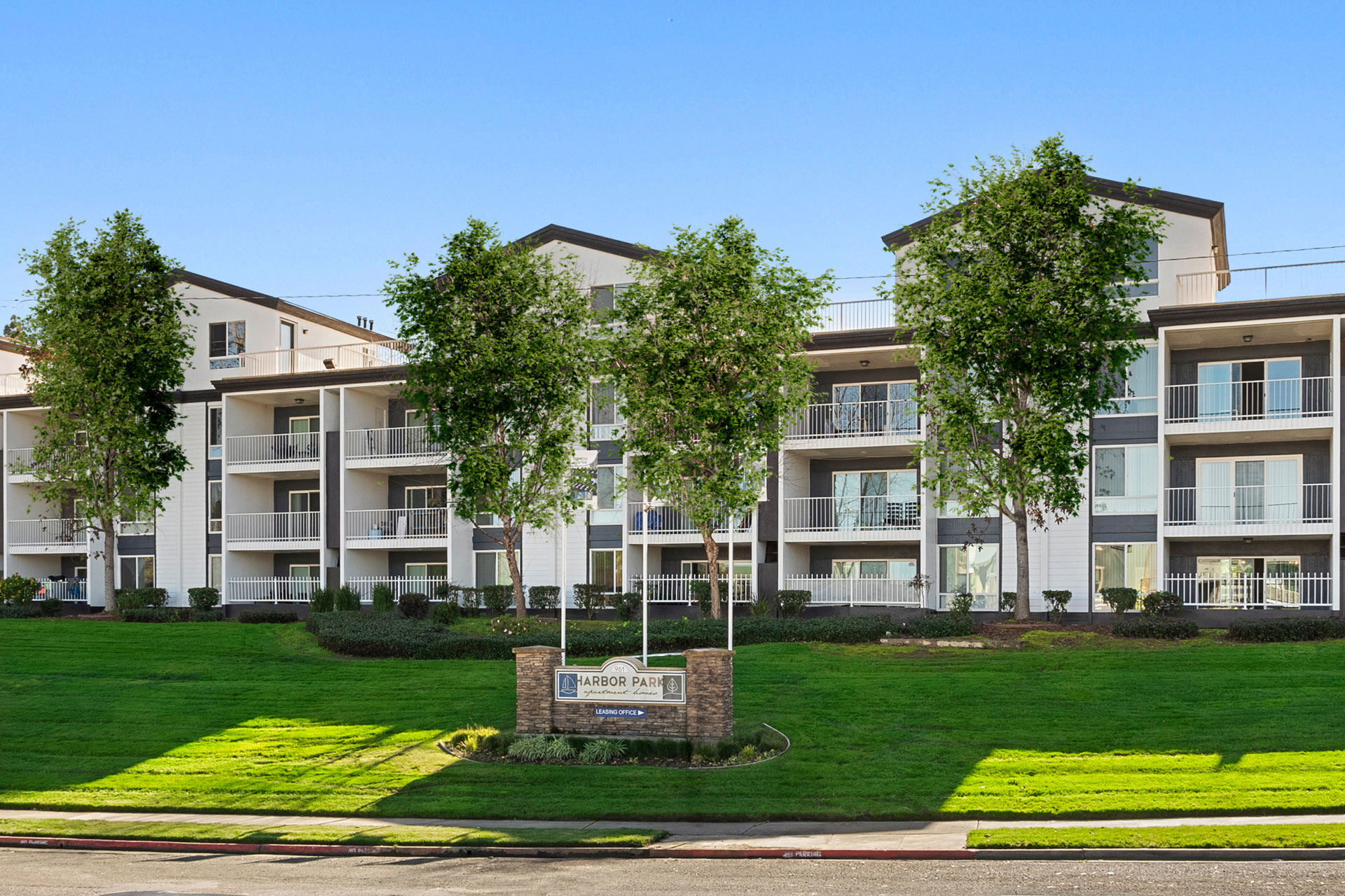 Harbor Park Apartment Homes - Doorway Housing Portal